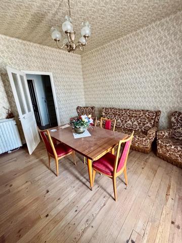 Magnifique appartement de 120 m2 à refaire