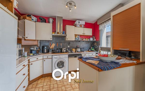 Appartement à vendre    4 pièces • 76,65 m2 Aubenas