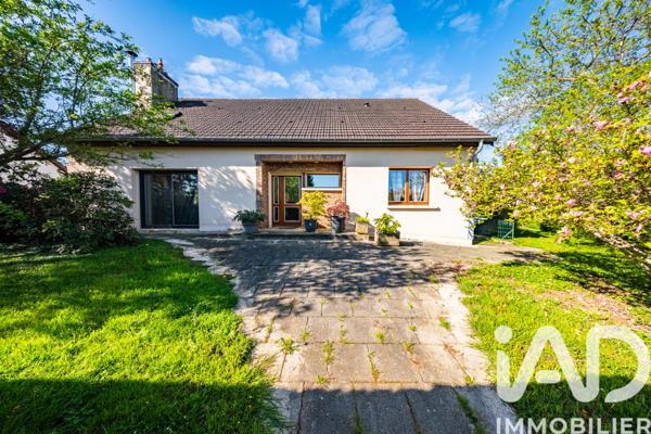 Maison à vendre 8 pièces 240 m² Dole