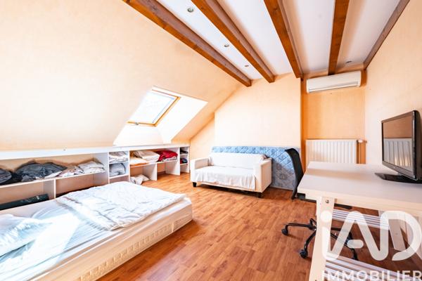Maison à vendre 8 pièces 240 m² Dole