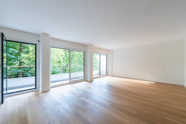 Appartement
         4 pièces
        - 93 m² 449 000 € *