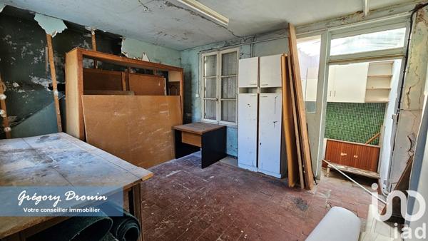 Immeuble à vendre 221 m² Puiseaux