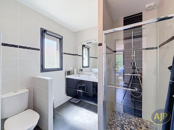 Maison à vendre La Teste De Buch - 4 pièces, 100m² avec 3 chambre(s) à 599 900€ - AJP ACTEA La Hume