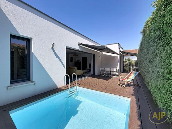 Maison à vendre La Teste De Buch - 4 pièces, 100m² avec 3 chambre(s) à 599 900€ - AJP ACTEA La Hume