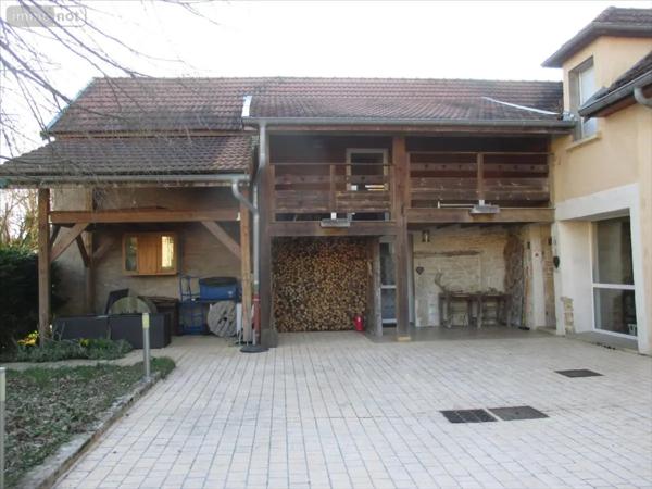 Achat - Maison Scey-sur-Saône-et-Saint-Albin 70360 13 pièces 396 m 2 2934 m 2