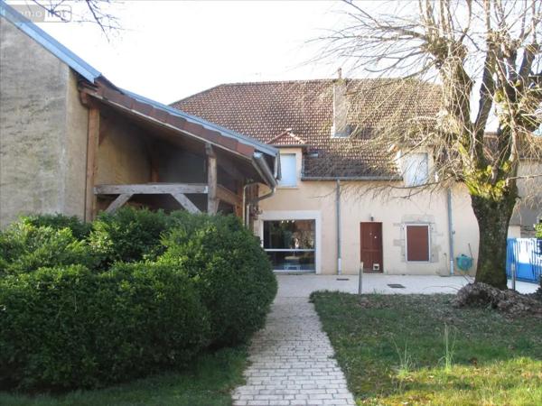 Achat - Maison Scey-sur-Saône-et-Saint-Albin 70360 13 pièces 396 m 2 2934 m 2