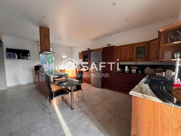 Maison 176m2, parcelle 8103m2