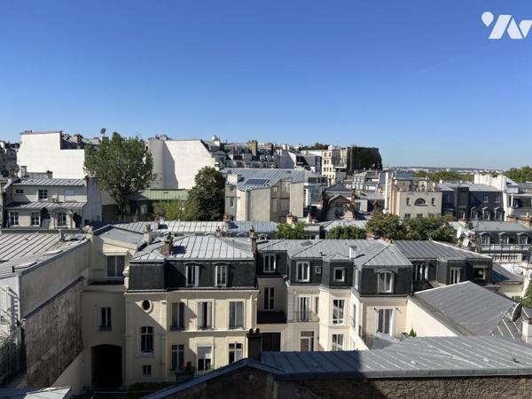 BEL APPARTEMENT TRAVERSANT 3 PIECES 