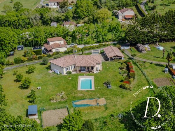Maison contemporaine avec vue Pyrénées