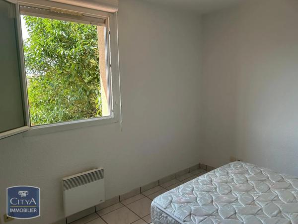 Maison à louer 3 pièces 62.57m² La Ville-Dieu-du-Temple (82290)