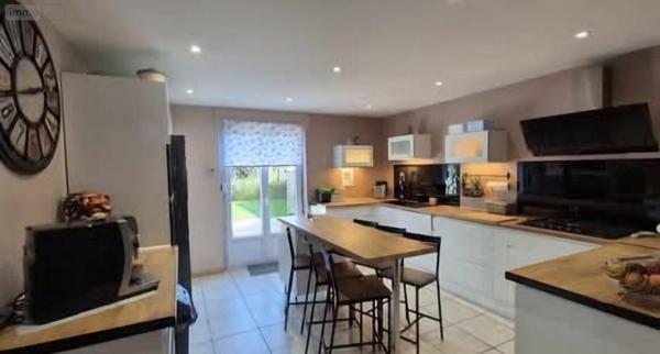 Immeuble à vendre à Saint-Nabord dans les Vosges (88200), ref : 1214/1125-88038