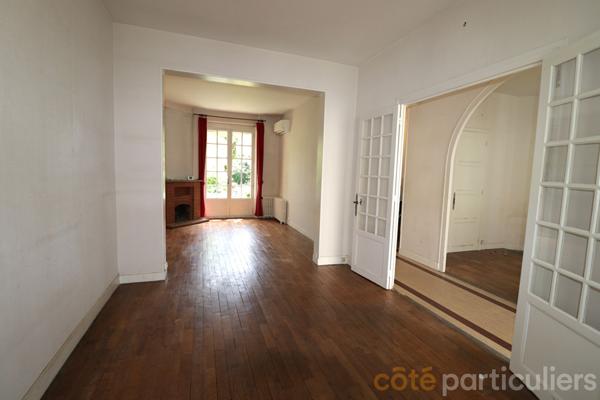 Vente
                Maison133 m² - 9 Pièces -
                    ORLEANS (45000)