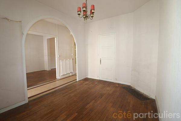 Vente
                Maison133 m² - 9 Pièces -
                    ORLEANS (45000)