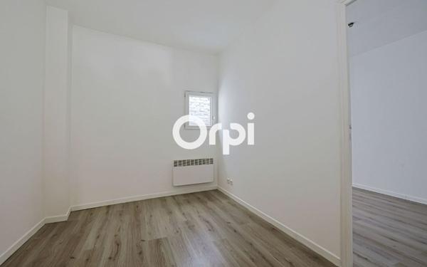 Appartement à louer    1 pièce • 22,92 m2 Lille