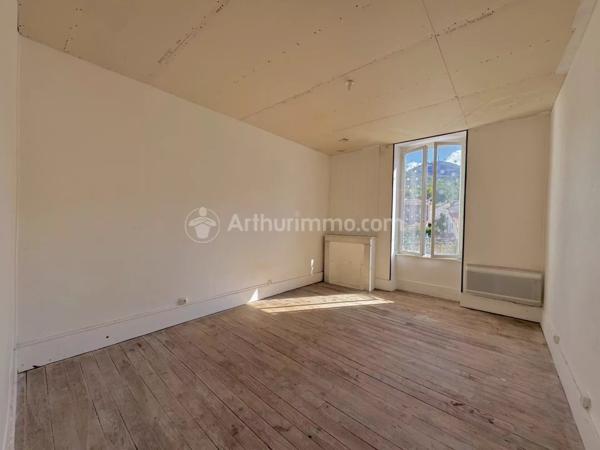 Vente Immeuble 6 pièces 187 m2 à Royat