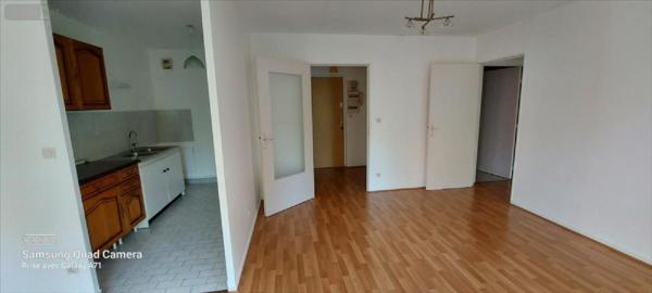 Appartement à louer à Épernay dans la Marne (51200), ref : 51025-365432