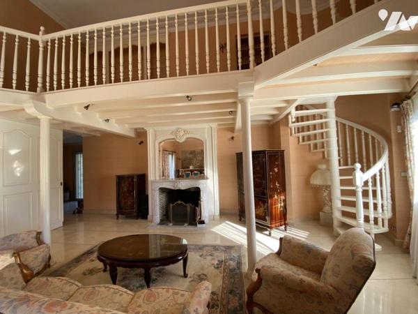 ORVAULT FERRIERE Dans quartier résidentiel lumineuse maison de plain-pied très entretenue