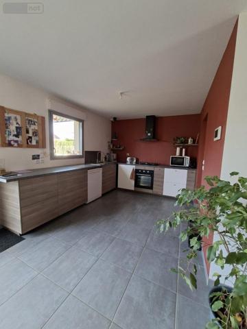 Maison individuelle à vendre à Auzouer-en-Touraine dans l'Indre-et-Loire (37110), ref : VM336-37125