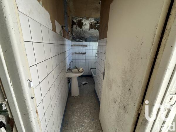 Maison traditionnelle 6 pièces de 100 m² à Le Pont-Chrétien-Chabenet (36800)