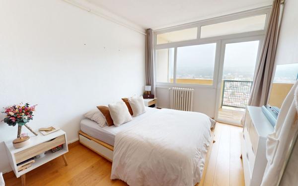 Appartement à vendre    4 pièces •  Bar-le-Duc