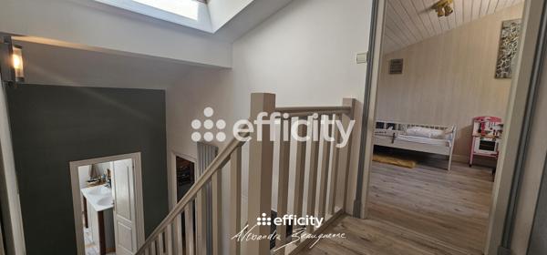Maison
         6 pièces
        - 95 m² 269 000 € *