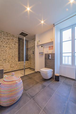 Propriete  26 pièce(s)  10 chambre(s)  701.75 m²