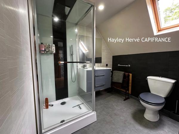 Dpt MANCHE(50), Propriété avec trois étangs sur 1,4 hectare en Normandie – Maison de charme proche Vire et Mont-Saint-Michel