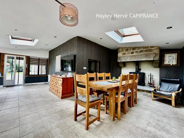 Dpt MANCHE(50), Propriété avec trois étangs sur 1,4 hectare en Normandie – Maison de charme proche Vire et Mont-Saint-Michel