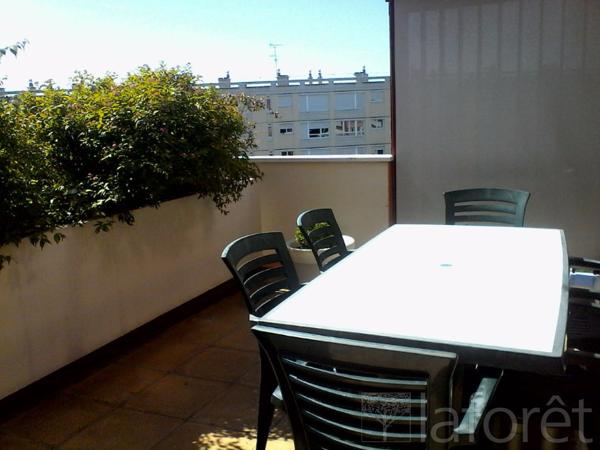 Location appartement Poitiers - 2 pièce(s) - 56 m² - 639 € par mois