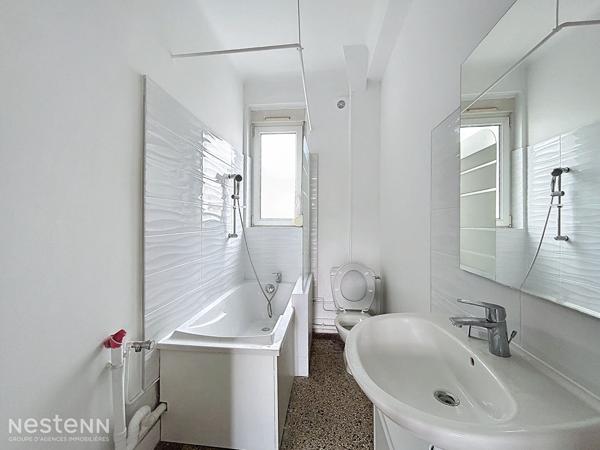 Appartement 3 pièces 58 m² avec balcon, 2 chambres et cuisine équipée 3eme etage