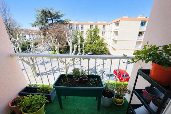 À vendre – Élégant appartement 3/4 pièces de 65 m² – Saint Barnabé