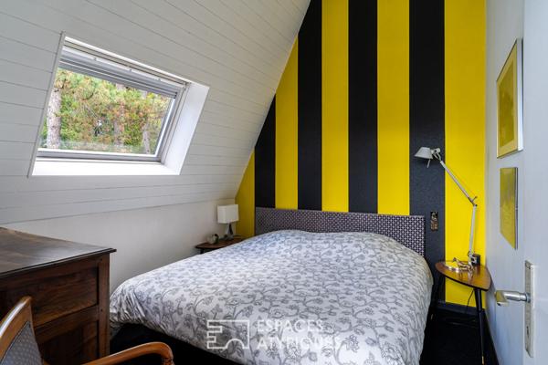 Maison d’architecte aux lignes élégantes avec piscine et jardin