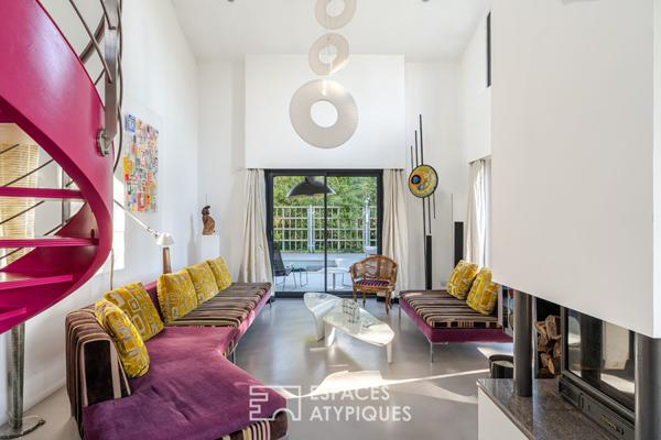 Maison d’architecte aux lignes élégantes avec piscine et jardin