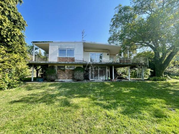 À vendre Colmar  Quartier des Maraîchers - Maison d'architecte à rénover.