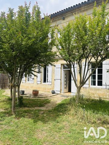 Maison à vendre 6 pièces 155 m² Les Peintures