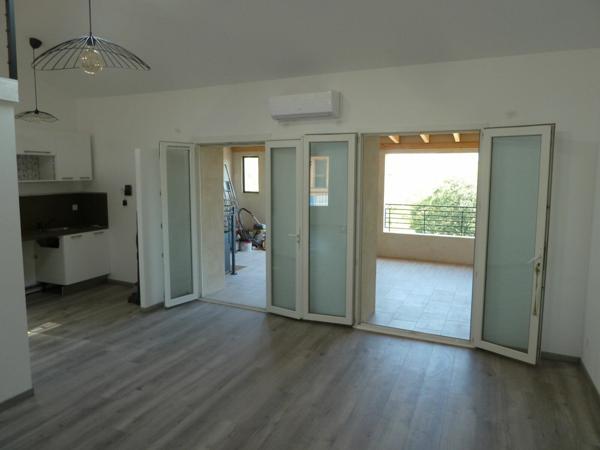 Appartement à louer    3 pièces • 60,60 m2 La Crau