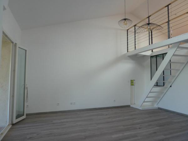 Appartement à louer    3 pièces • 60,60 m2 La Crau