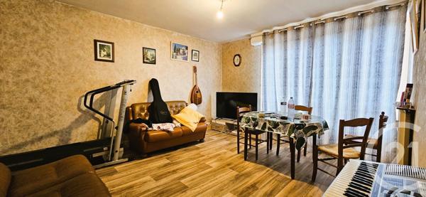 Appartement F2 à vendre  2 pièces - 46,47 m2 COMMENTRY - 03