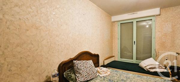 Appartement F2 à vendre  2 pièces - 46,47 m2 COMMENTRY - 03