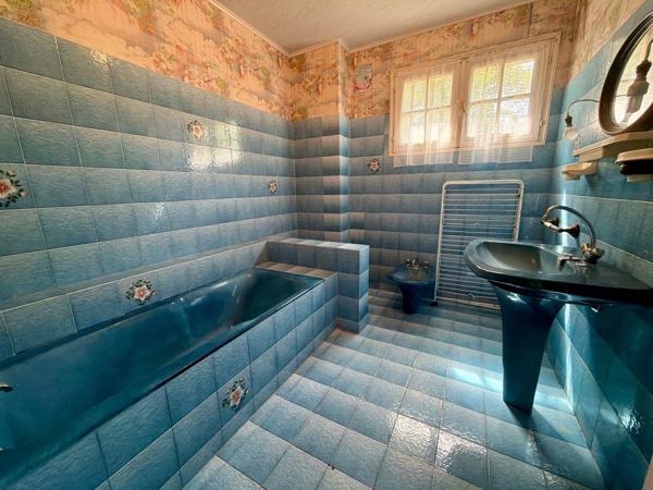 Maison à vendre 8 pièces  (56)