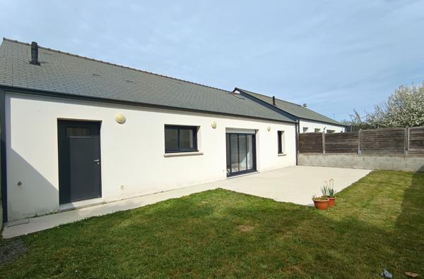 Maison
         4 pièces
        - 90 m² 345 000 € *