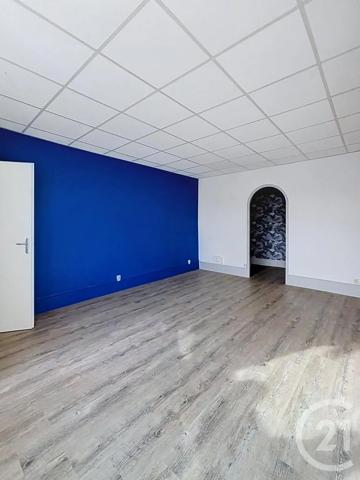 Appartement Local à vendre  1 pièce - 25 m 2   RIOM  - 63