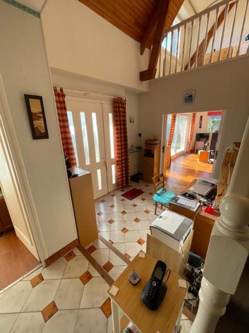 Maison à PLUNERET, 56400 - 7 pièces 150m²