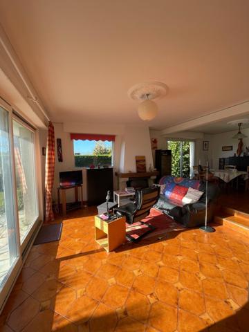 Maison à PLUNERET, 56400 - 7 pièces 150m²
