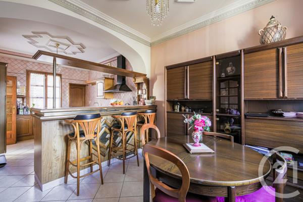 Maison à vendre  4 pièces - 156,50 m2 ST MARTIN D HERES - 38