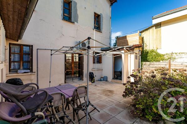 Maison à vendre  4 pièces - 156,50 m2 ST MARTIN D HERES - 38