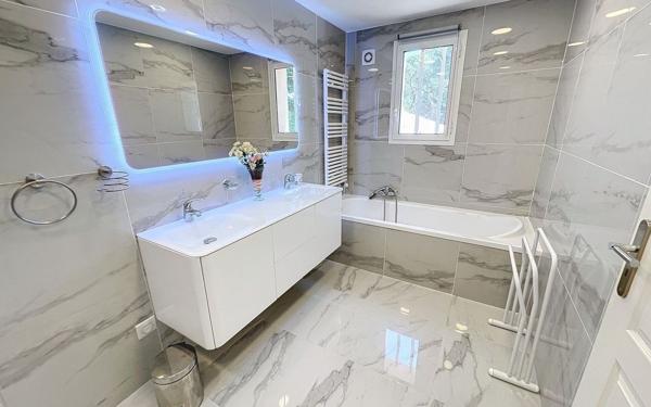 Maison à vendre    4 pièces •  Mouans-Sartoux