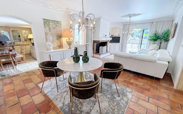 Maison à vendre    4 pièces •  Mouans-Sartoux