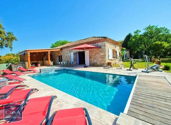 Maison à louer 5 pièces 198.67m²