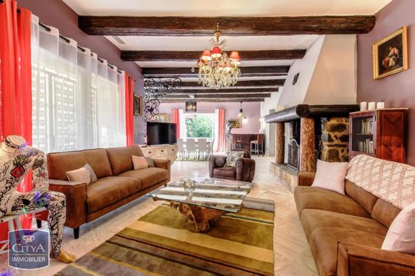 Maison à louer 5 pièces 198.67m²